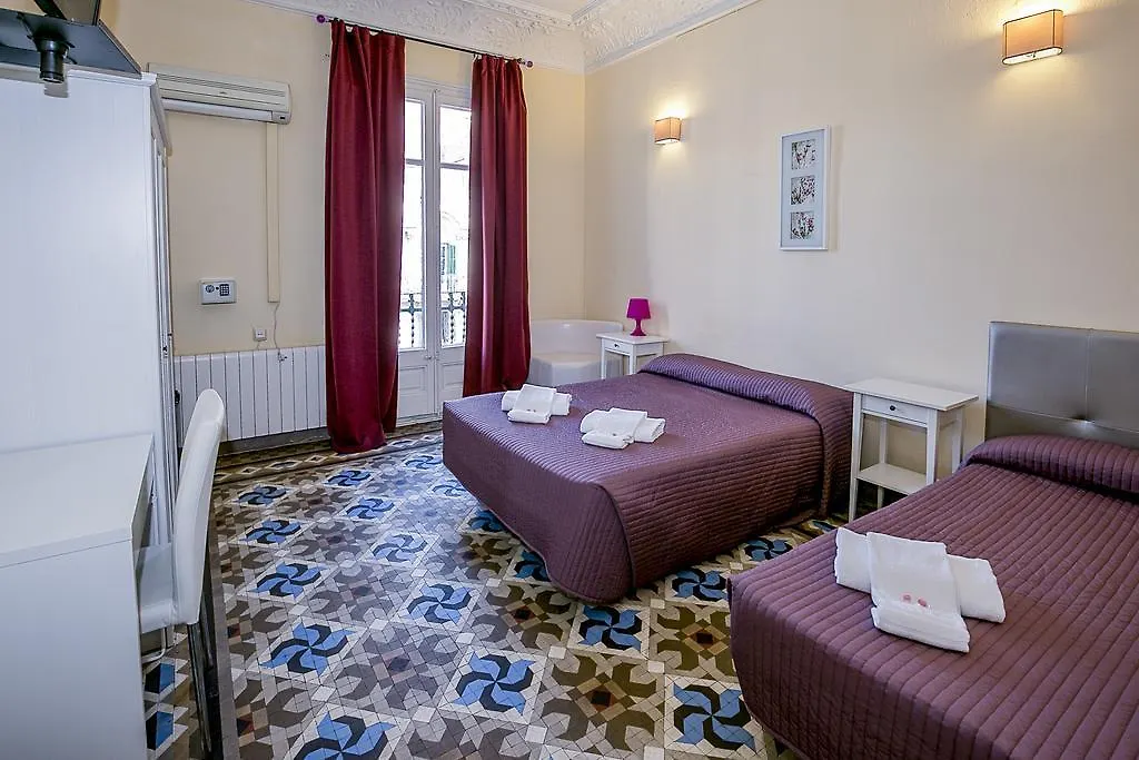 Maison d'hôtes Hostal Balmes Centro Barcelone
