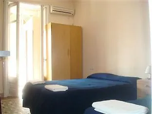Guest house Hostal Balmes Centro Barcelona